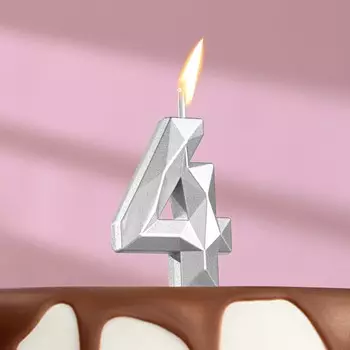 Свеча в торт на шпажке