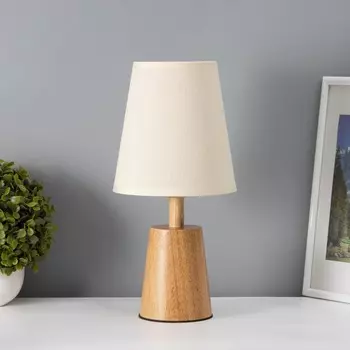 Светильник настольный