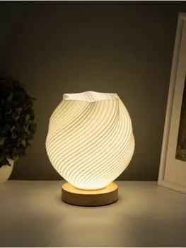 Светильник настольный