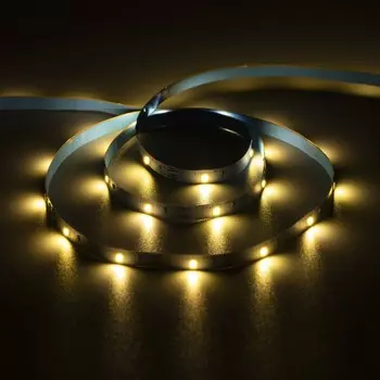 Светодиодная лента luazon lighting 3 м, ip20, smd2835, 30 led/м, 3хааа, 3000к, свечение теплое белое