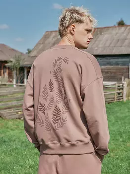 Свитшот мужской таупово-бежевый с растительным орнаментом