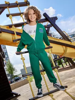 Толстовка для мальчиков зеленая с печатью