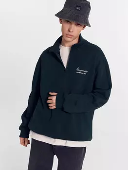 Толстовка мужская зеленая с вышивкой на груди в виде надписи