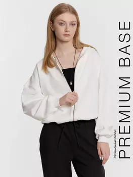 Толстовка женская белая с вышивкой