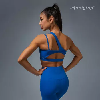 Топ спортивный