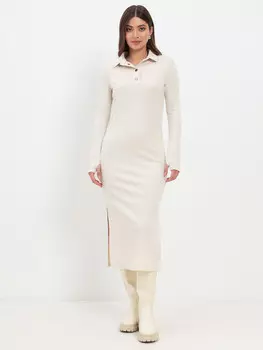 Трикотажное платье из фактурной ткани