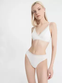 Трусы женские классические в белом цвете