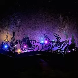 Украшение с гирляндой