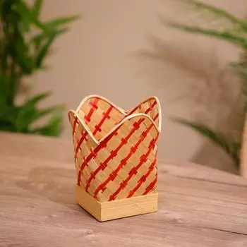 Салфетница плетеная, из бамбука 9х9х14 см