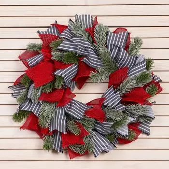 Венок новогодний d- 28 см