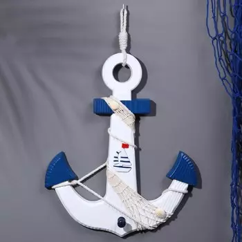 Настенный крючок декоративный