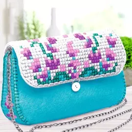 Вышивка крестиком на сумочке