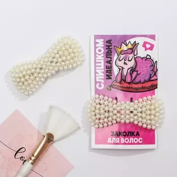 Заколка для волос на подложке