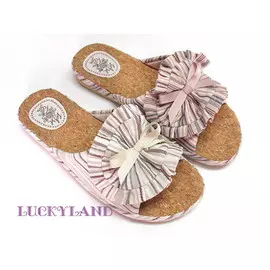 Женские пантолеты