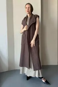 Жилет кофейный