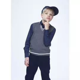 Жилет вязаный