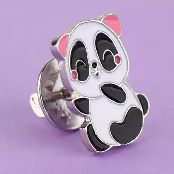 Значок металлический