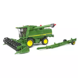 Комбайн Bruder John Deere T670i