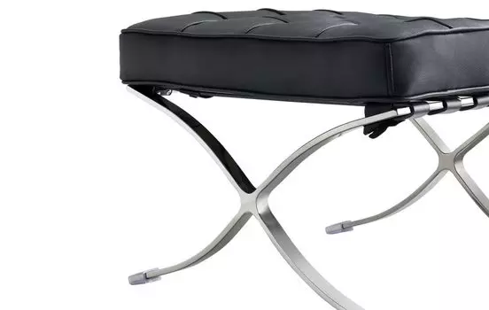 Банкетка Barry с сидением из черной экокожи