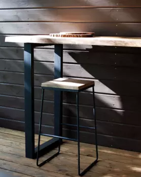 Барный стул Air на металлических ножках