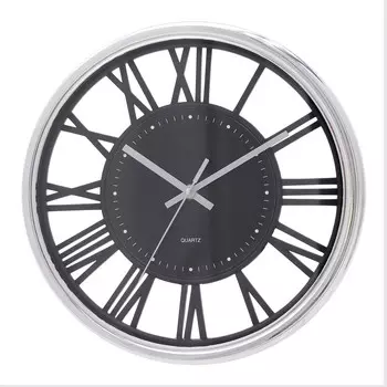Часы настенные с кварцевым механизмом серебристого цвета