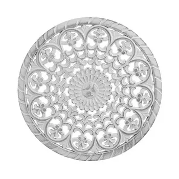 Декор настенный из дерева белого цвета