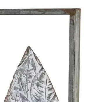 Декор настенный из металла серебристого цвета