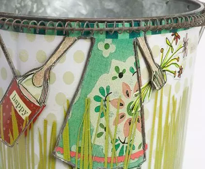 Декоративный цветочный горшок сAmpaign