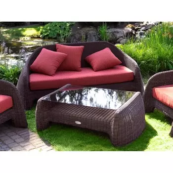 Диван астра с красными подушками