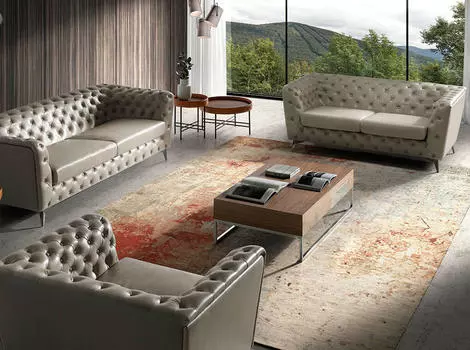 Диван кожаный бежевого цвета