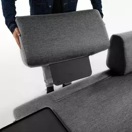 Диван трехместный Compo с подносом темно-серого цвета