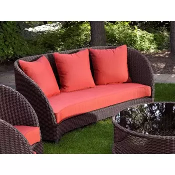 Диван тюльпан с красными подушками