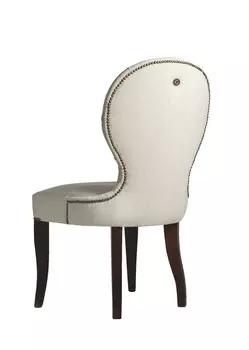 Дизайнерский стул с мягкой обивкой