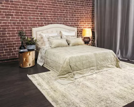 Двустороннее покрывало Maro Lounge из полиэстера