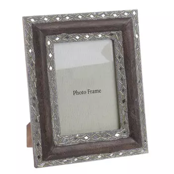 Фоторамка из дерева и пластика