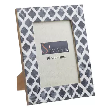 Фоторамка из дерева и полистоуна