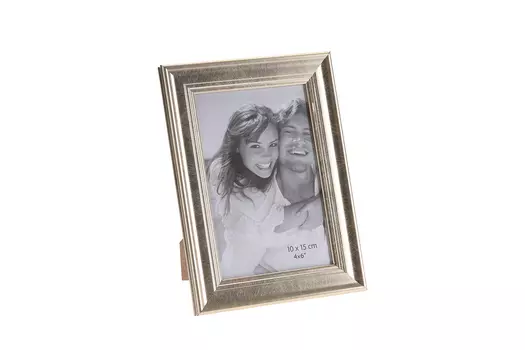 Фоторамка золотого цвета