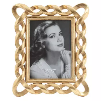 Фоторамка золотого цвета