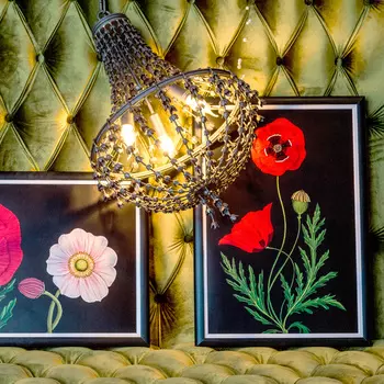 Картина чистая любовь на дизайнерской бумаге