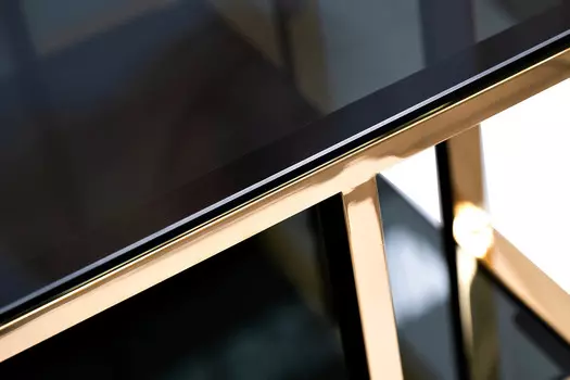 Кофейный стол из стали и стекла