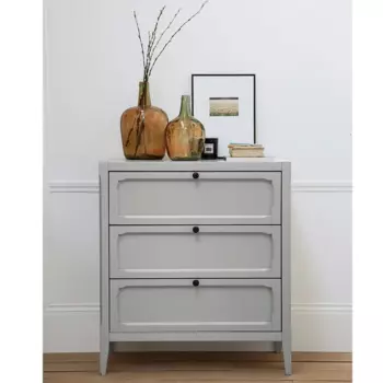 Комод Eugnie белого цвета с тремя ящиками