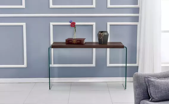 Консоль с основанием из гнутого стекла