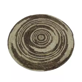 Ковер из морских водорослей темно-коричневого цвета