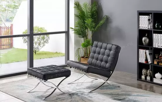 Кресло Barry с обивкой из черной экокожи