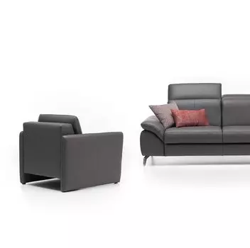 Кресло Logan черного цвета