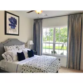 Кровать Quinn темно-серого цвета 200х200