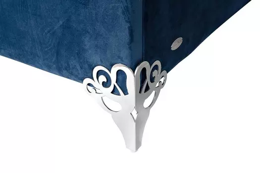 Кровать с зеркальными вставками 180х200