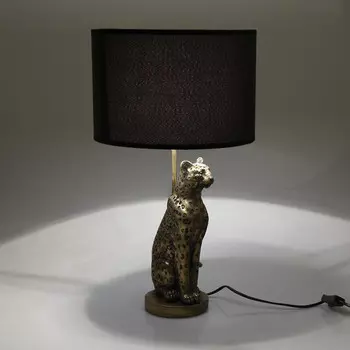 Лампа настольная с черным абажуром