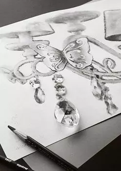 Люстра Fiona белого цвета