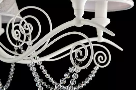 Люстра Lucy с розовыми абажурами